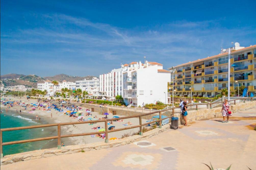 فيلا Casa Playa Torrecilla نيرخا المظهر الخارجي الصورة